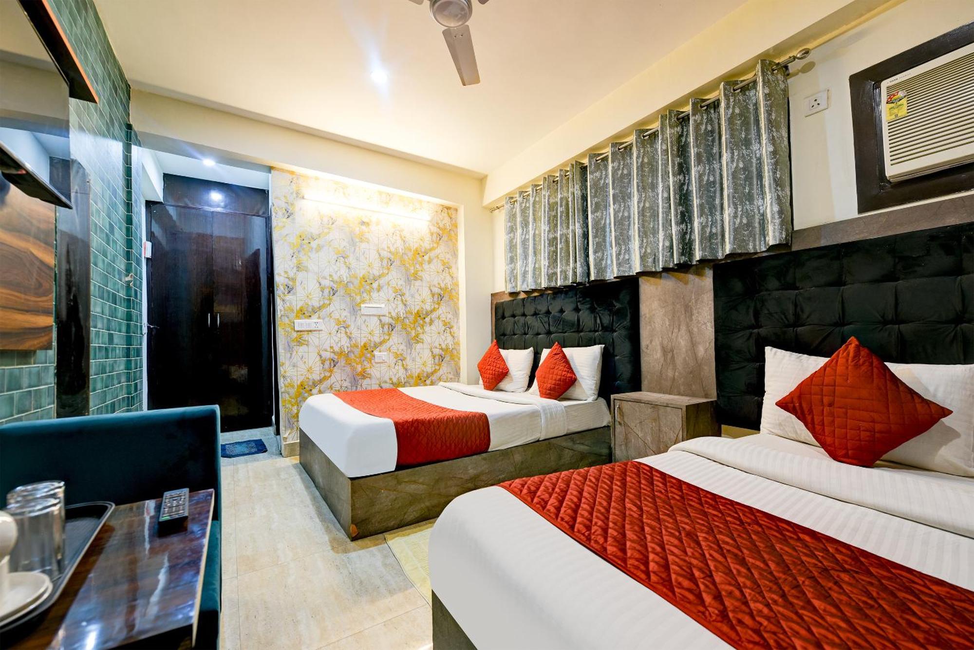 Hotel Square Plaza At Airport Neu-Delhi Exterior foto