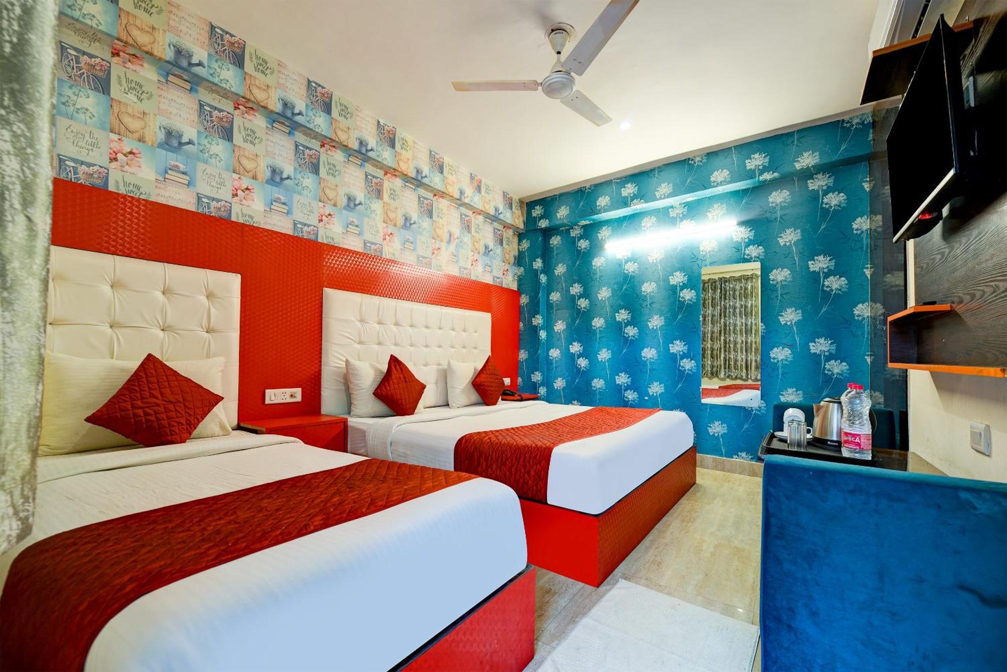 Hotel Square Plaza At Airport Neu-Delhi Exterior foto