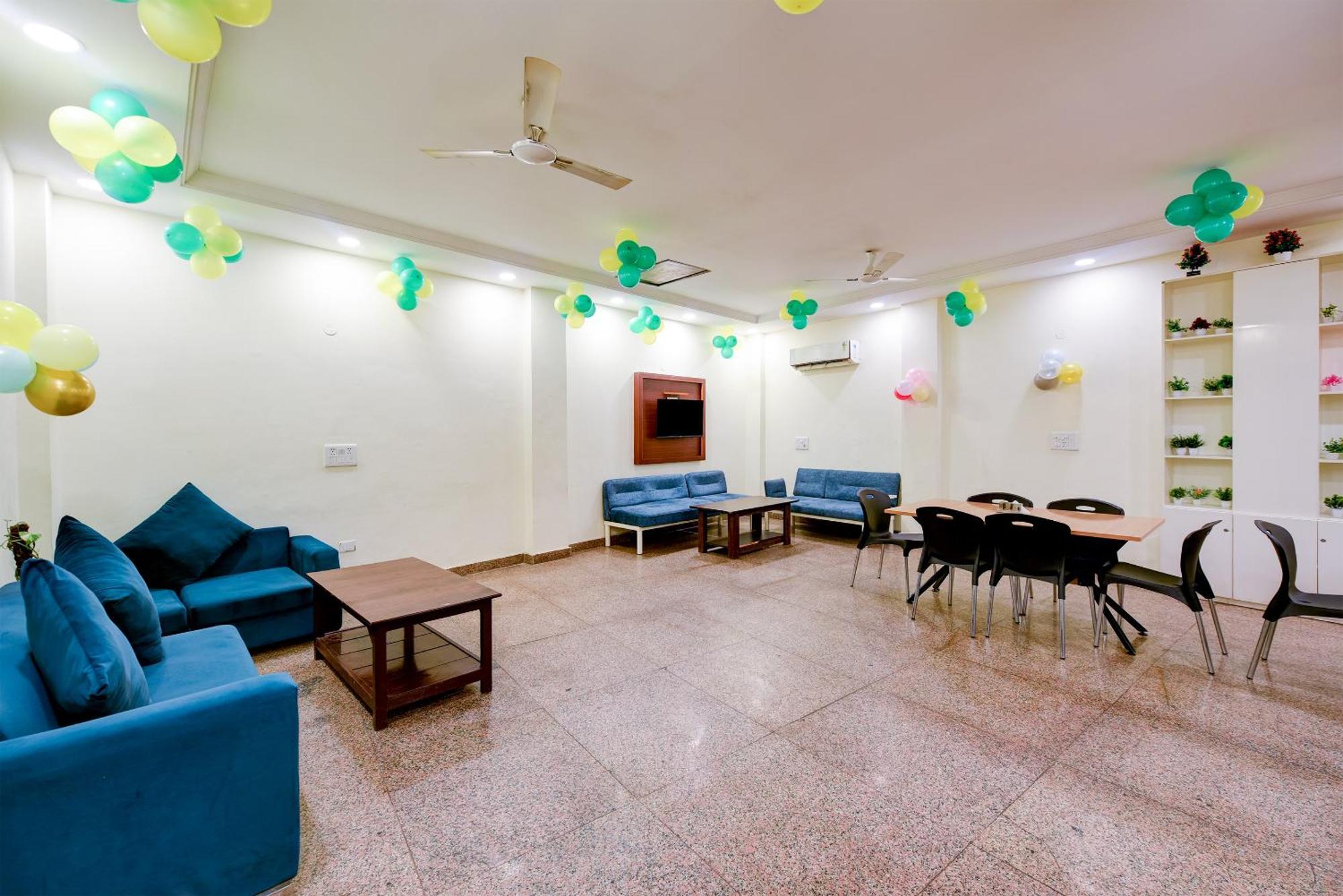 Hotel Square Plaza At Airport Neu-Delhi Exterior foto